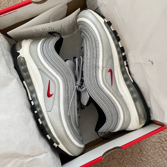 Nike Air Vapor Max 97 Silver Bullet. Size 9(2016/2017) - Picture 4 of 4